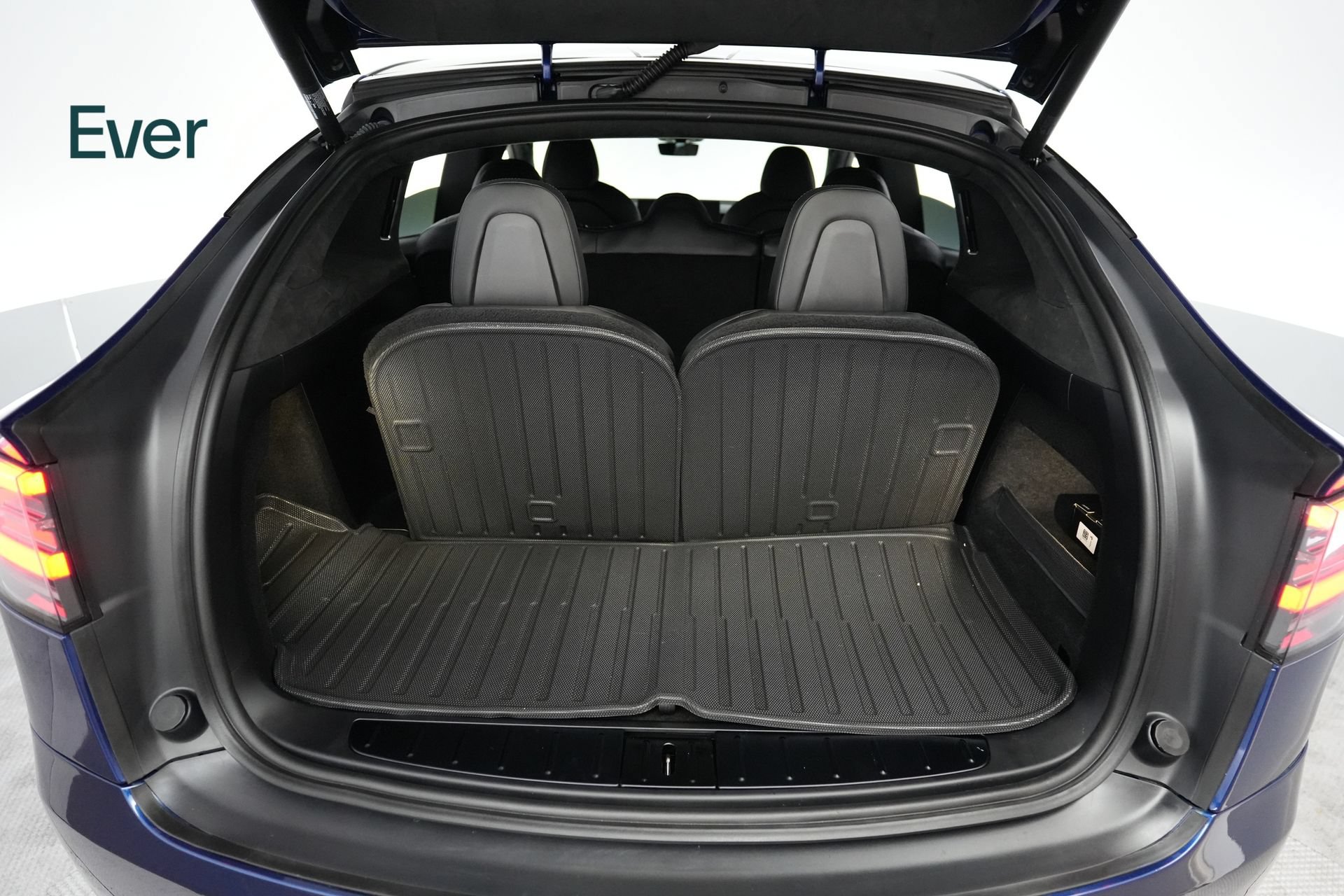 Used 2023 Tesla Model X AWD/4WD image 8