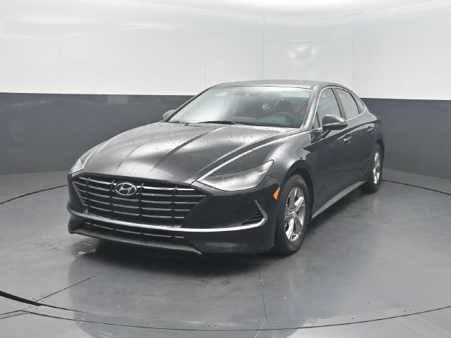 Used 2023 Hyundai Sonata SE FWD image 2