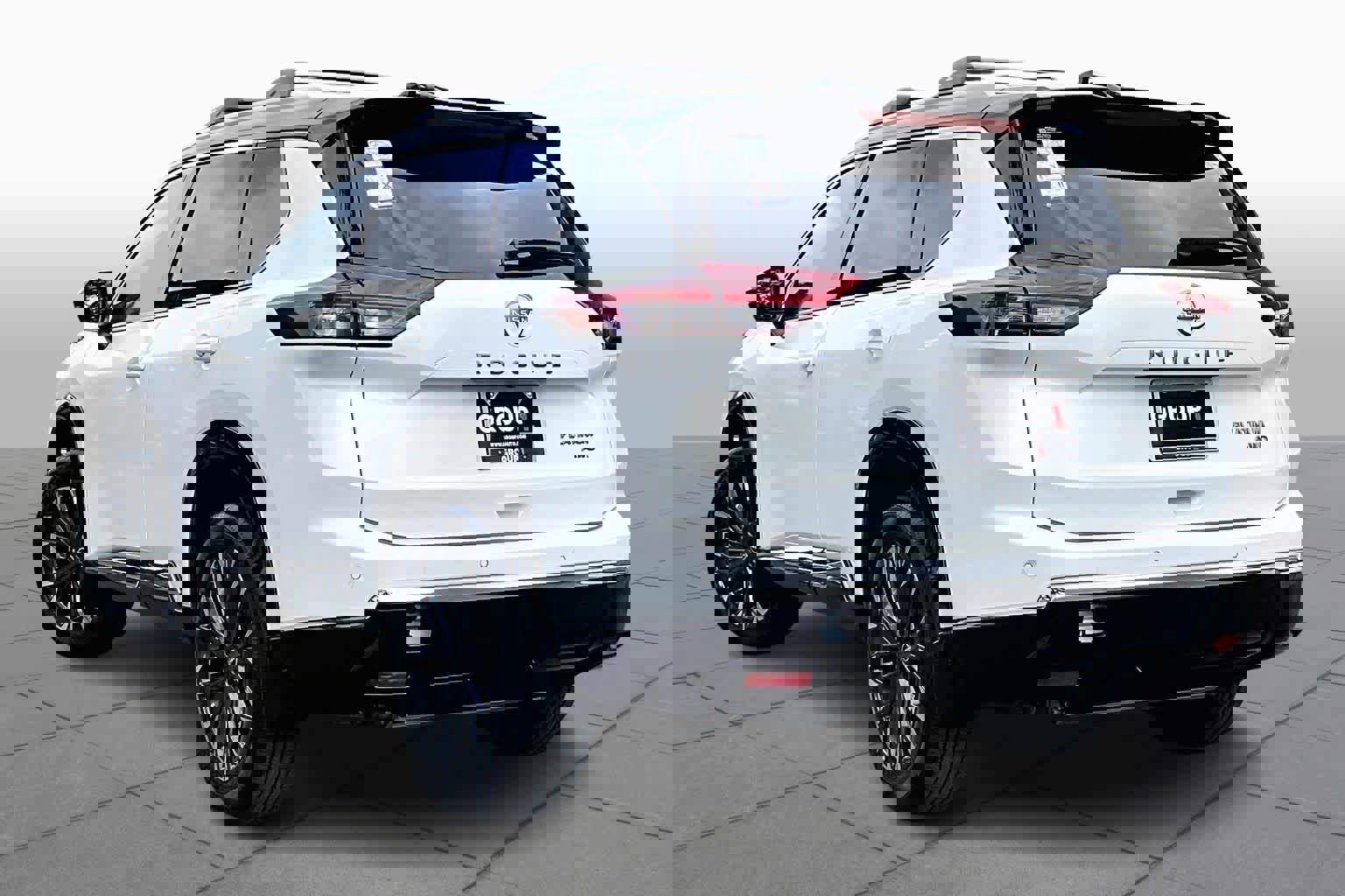 New 2026 Nissan Rogue Platinum image 12