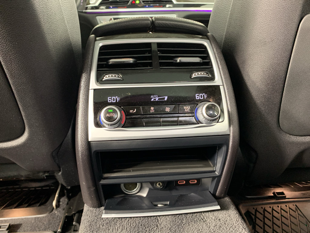 Used 2020 BMW 740i RWD image 34