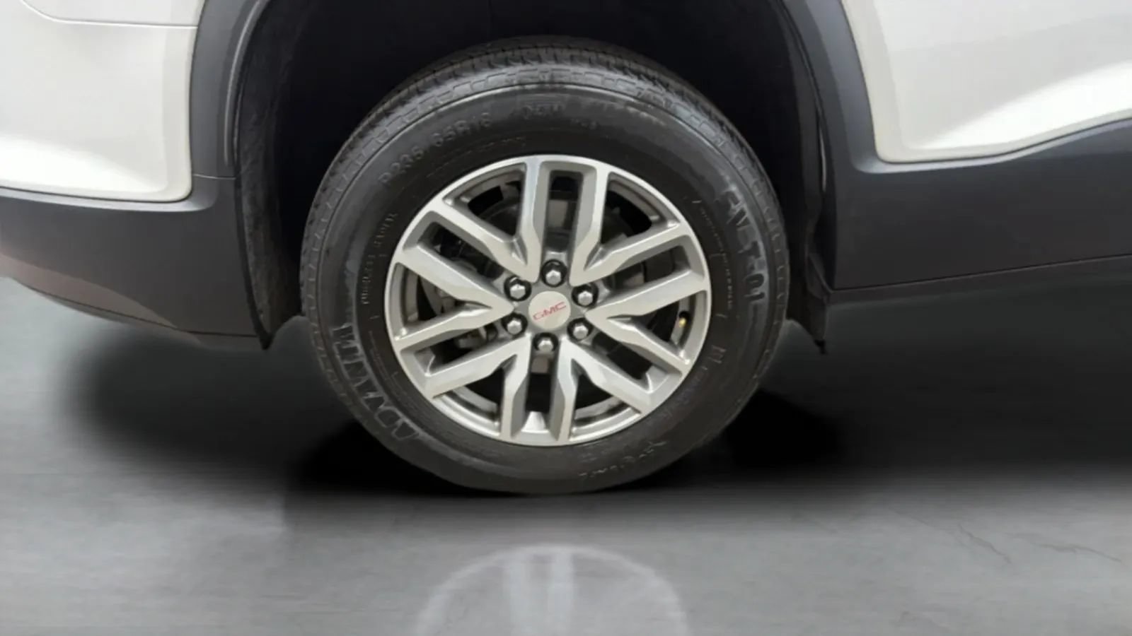 Used 2018 GMC Acadia SLE w/ LPO, Cargo Package FWD image 27