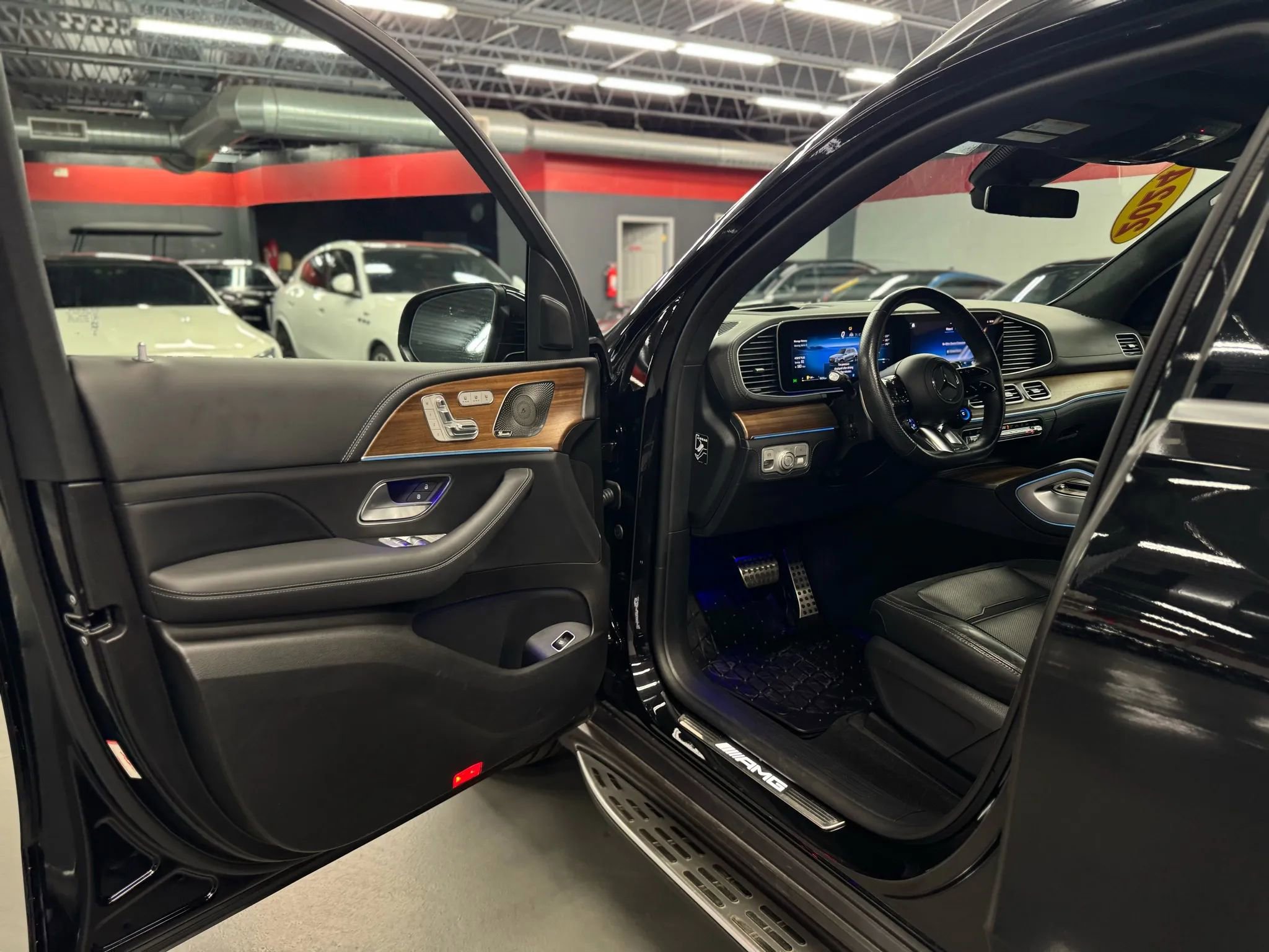 Used 2024 Mercedes-Benz GLS 63 AMG 4MATIC image 20