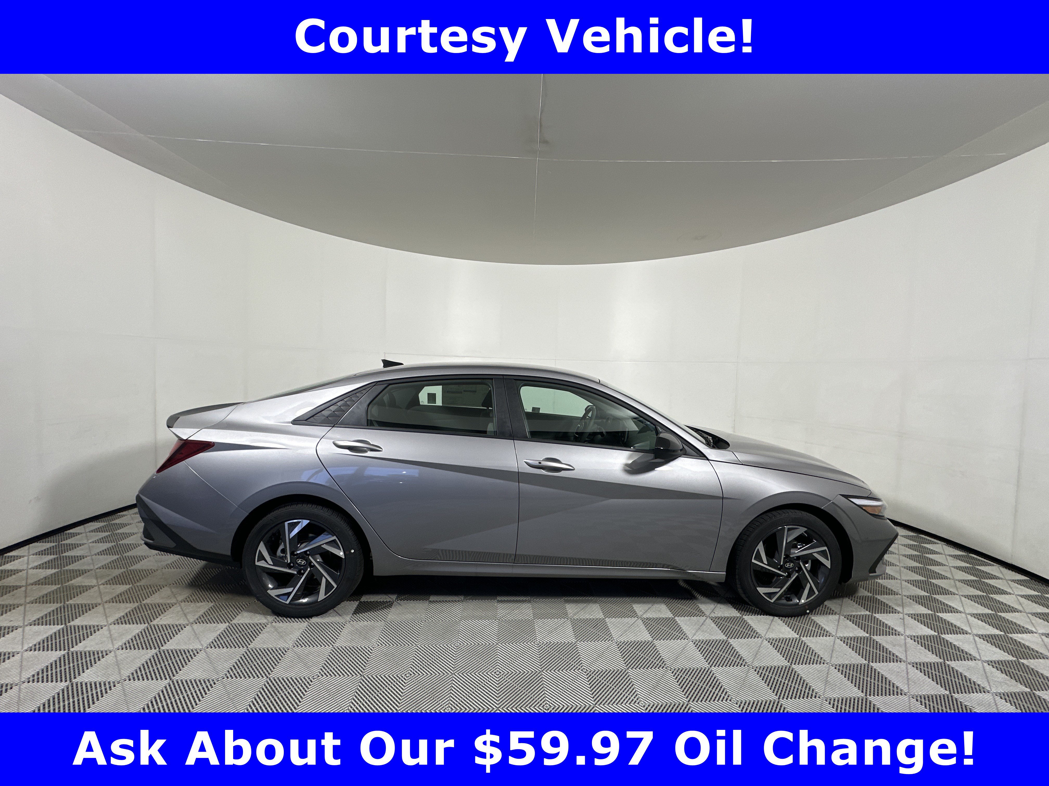 Used 2025 Hyundai Elantra Sport FWD image 8