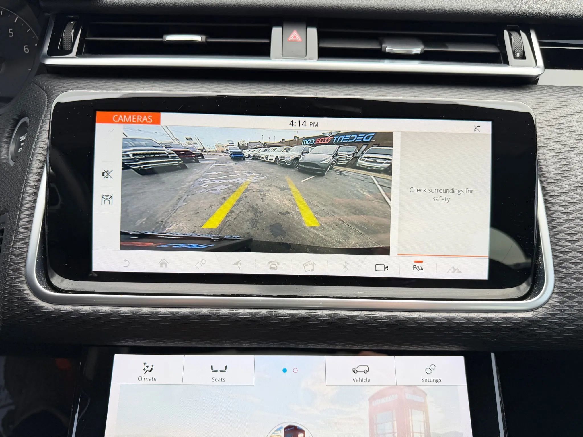 Used 2020 Land Rover Range Rover Velar S image 20