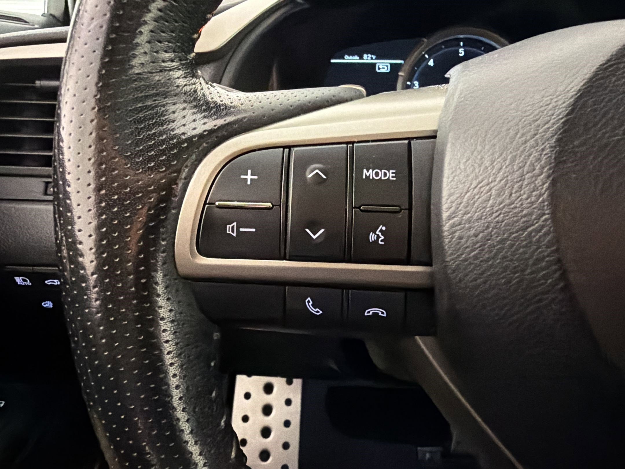 Used 2022 Lexus RX 350 F Sport w/ Accessory Package AWD/4WD image 14