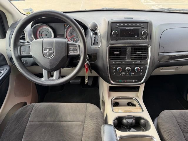 Used 2012 Dodge Grand Caravan SXT image 14