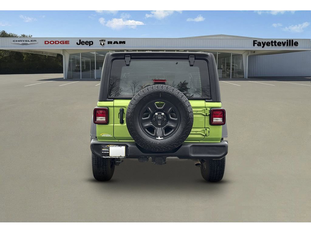 Used 2025 Jeep Wrangler Sport AWD/4WD image 4