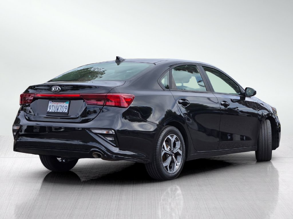 Used 2020 Kia Forte LXS FWD image 5
