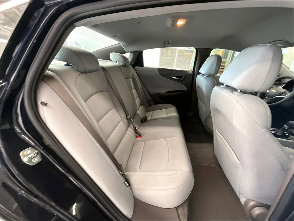 Used 2022 Chevrolet Malibu LS w/ Driver Confidence Package II image 16