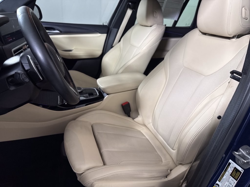 Used 2022 BMW X3 sDrive30i w/ M Sport Package 2 RWD image 11