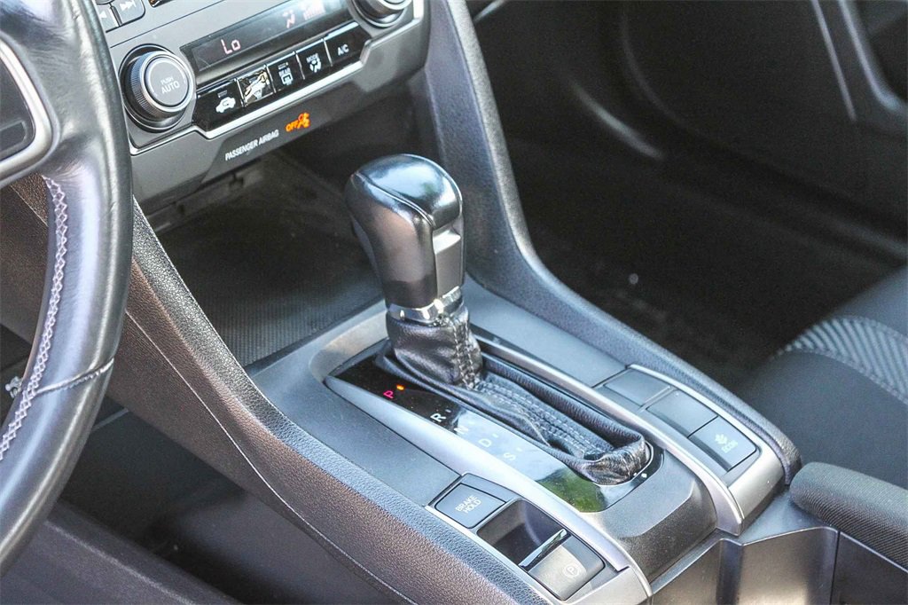 Used 2018 Honda Civic Sport image 24
