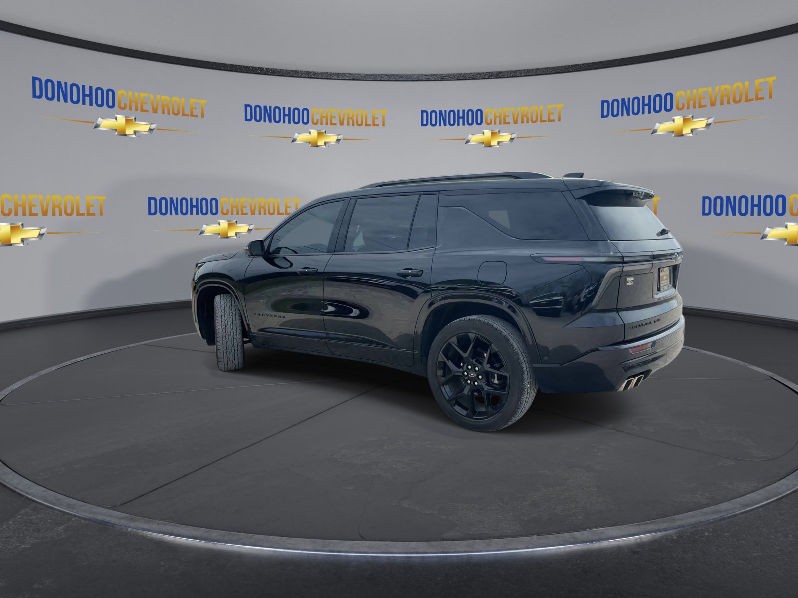 Used 2024 Chevrolet Traverse RS image 9