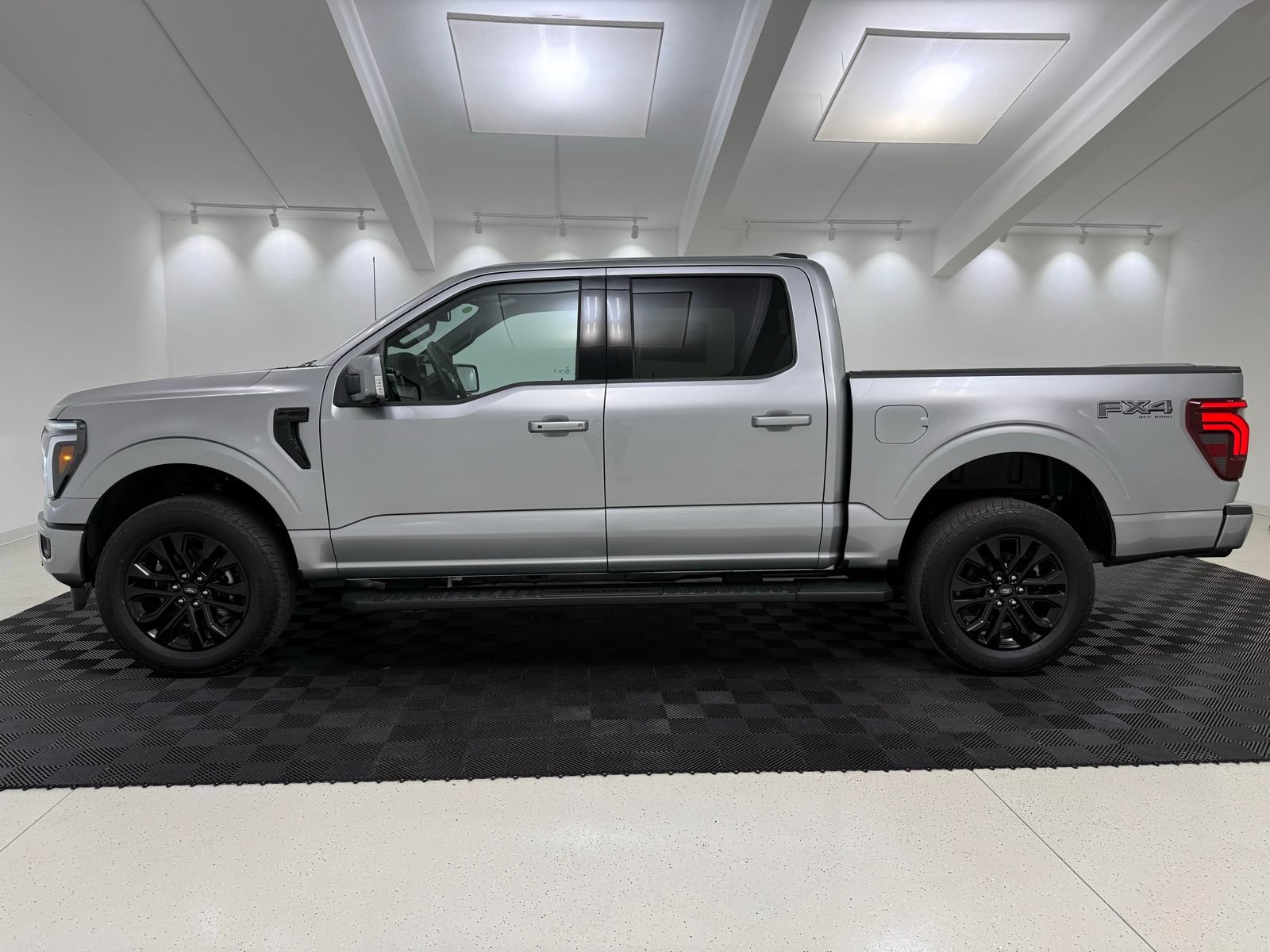 New 2026 Ford F150 Lariat w/ Equipment Group 501A Mid AWD/4WD image 4