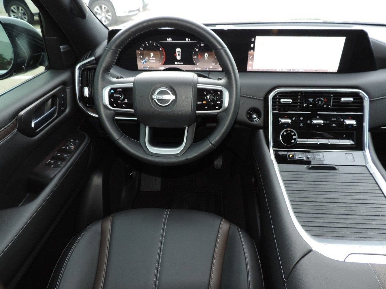 Used 2025 Nissan Armada SL RWD image 23