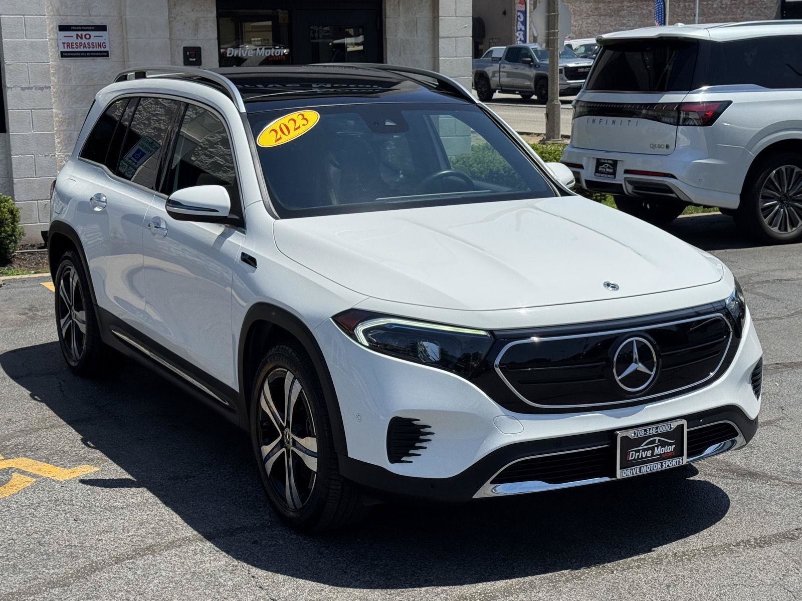 Used 2023 Mercedes-Benz EQB 350 4MATIC SUV w/ Exclusive Package image 11