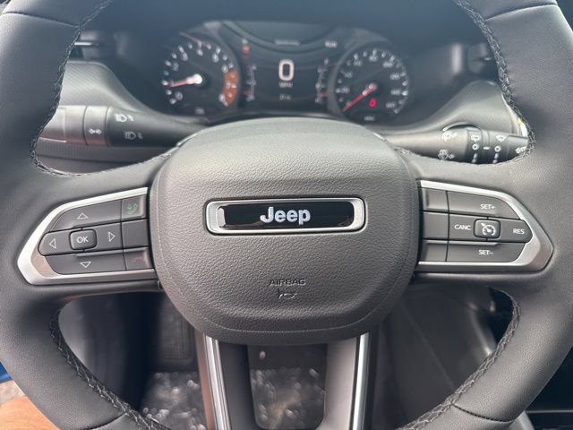 New 2026 Jeep Compass Latitude AWD/4WD image 18