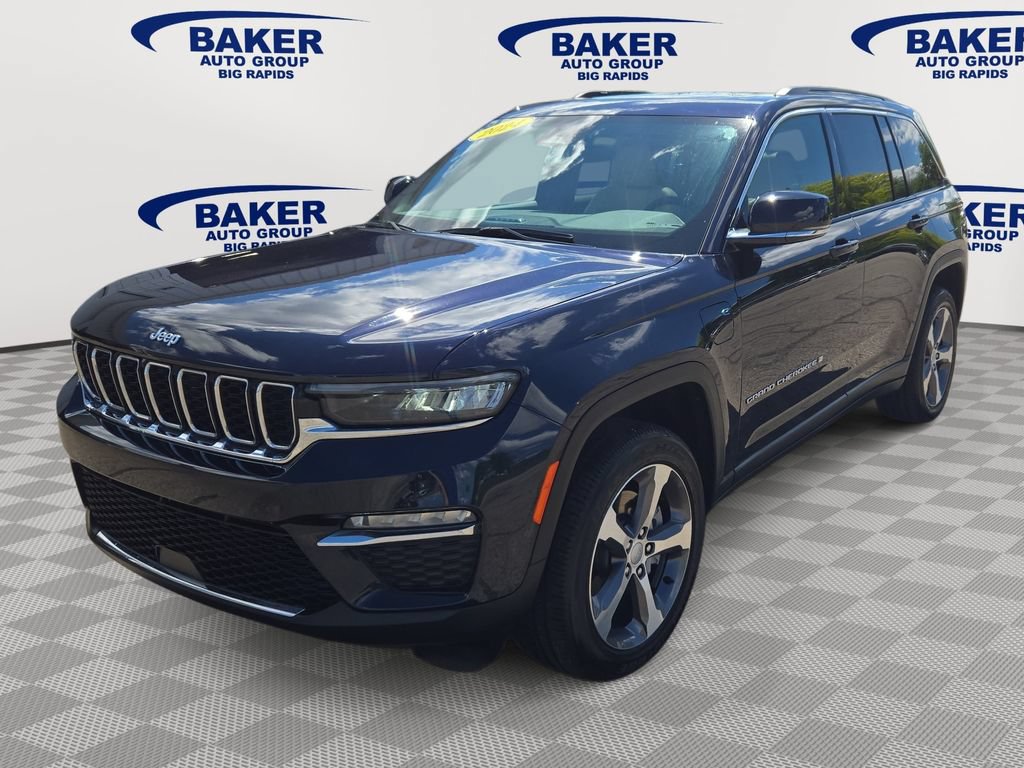 Used 2024 Jeep Grand Cherokee Limited 4xe AWD/4WD image 8
