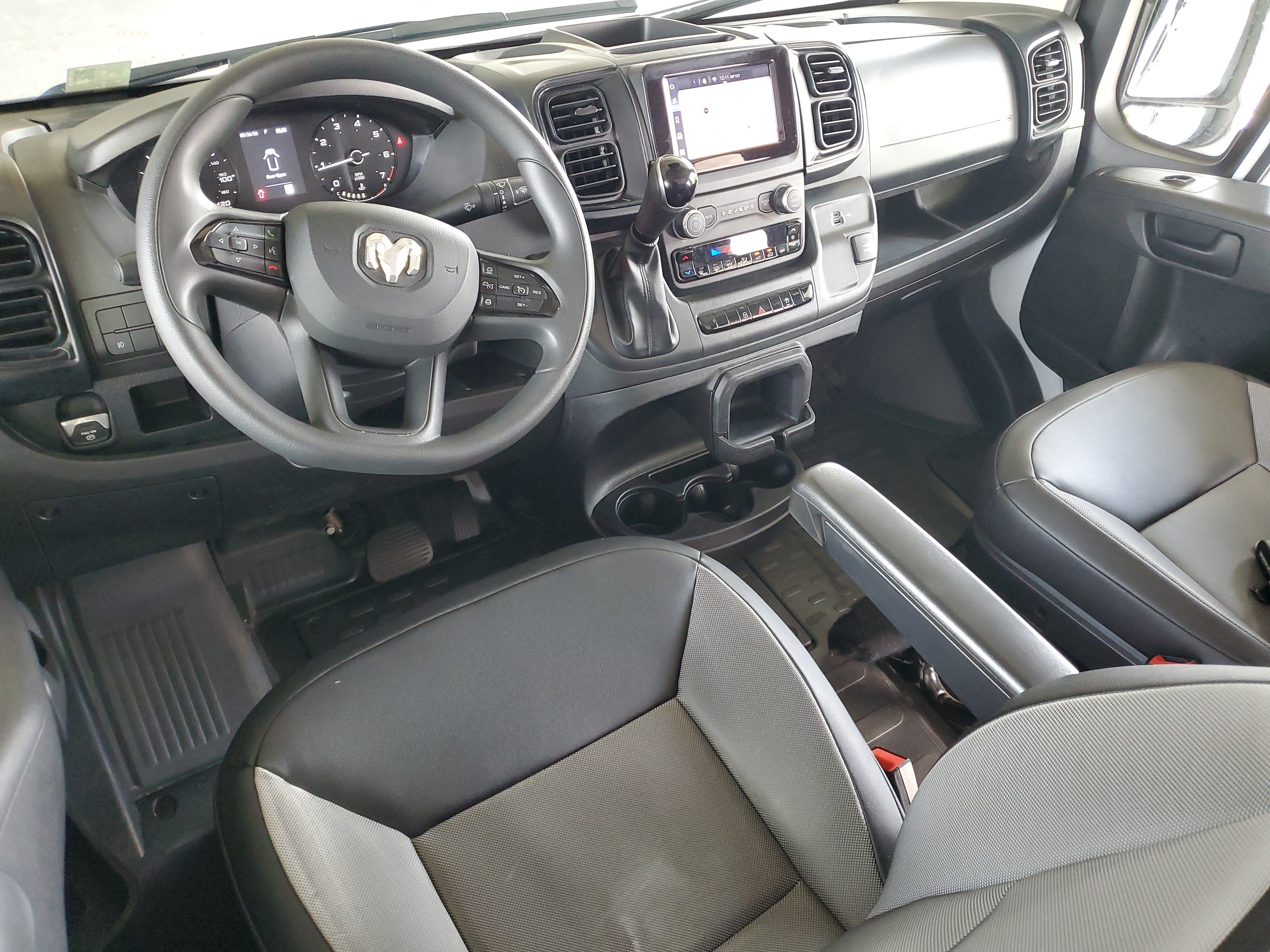 Used 2025 RAM ProMaster 2500 w/ Convenience Group FWD image 13