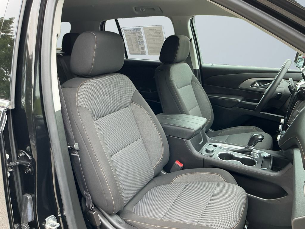 Used 2019 Chevrolet Traverse LT AWD/4WD image 16