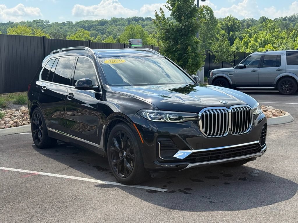 Used 2022 BMW X7 xDrive40i w/ Premium Package AWD/4WD image 5