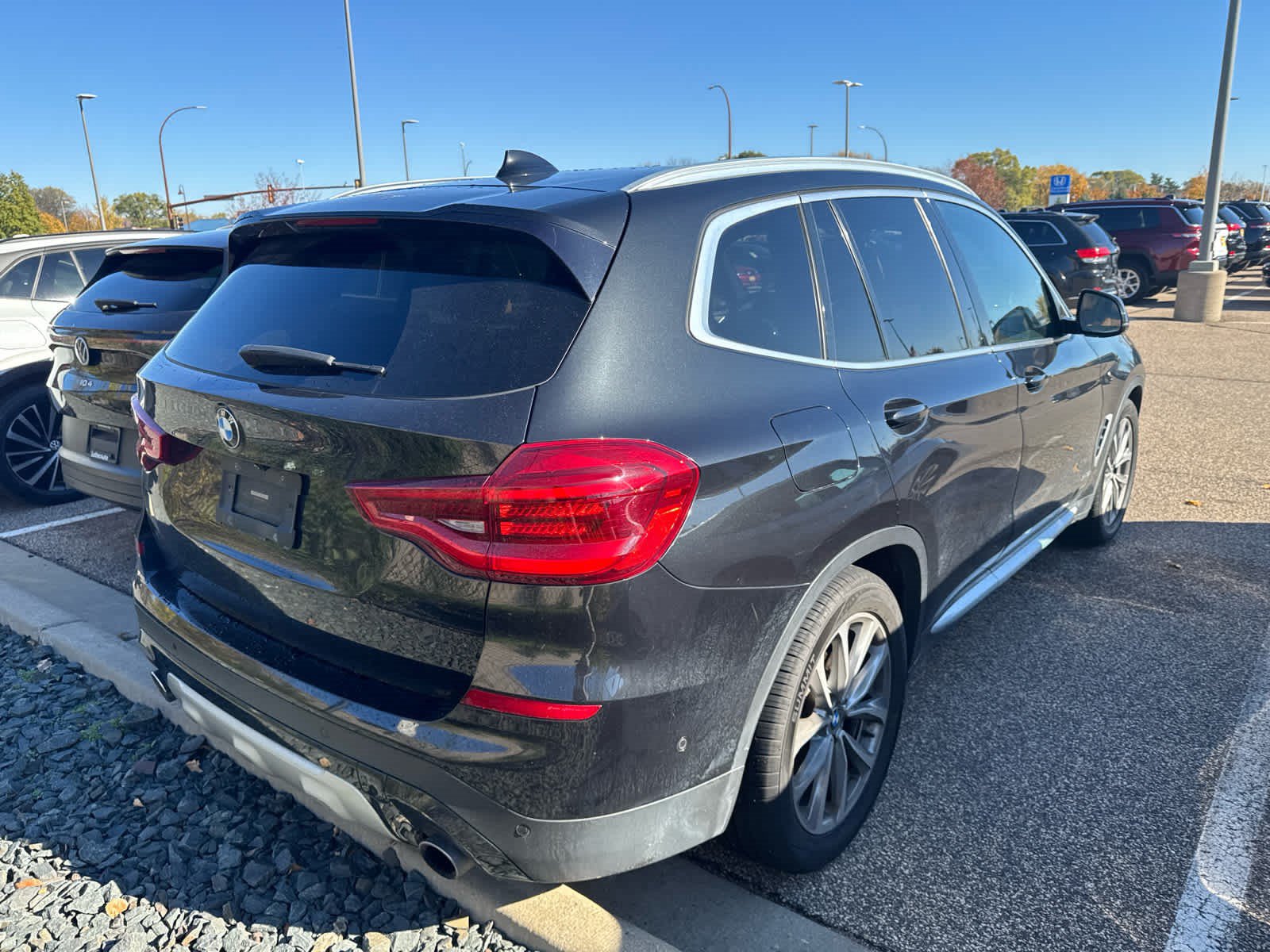 Used 2018 BMW X3 xDrive30i AWD/4WD image 3
