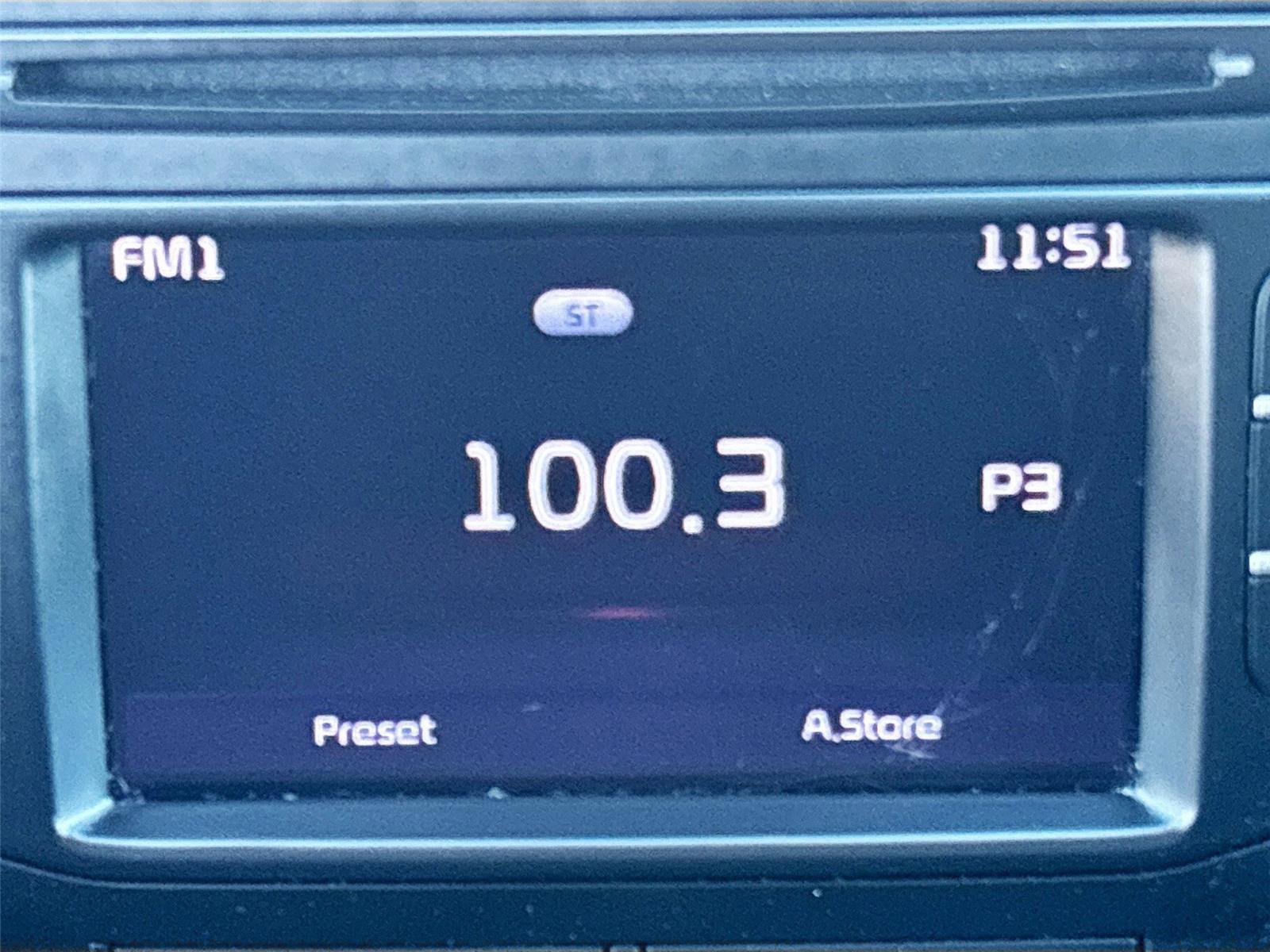 Used 2018 Kia Sportage LX image 15