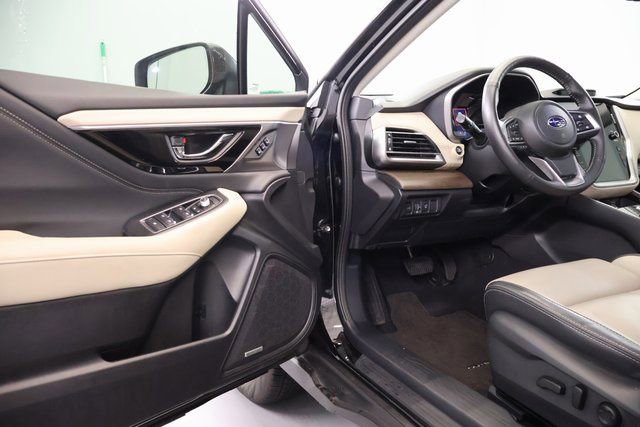Certified 2025 Subaru Outback Limited image 8