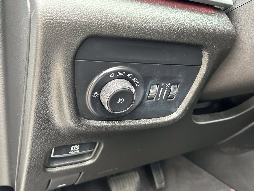Used 2021 Jeep Grand Cherokee L Overland w/ Luxury Tech Group IV RWD image 20