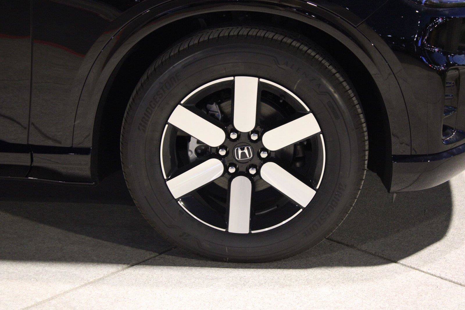 New 2026 Honda Prologue Touring image 9