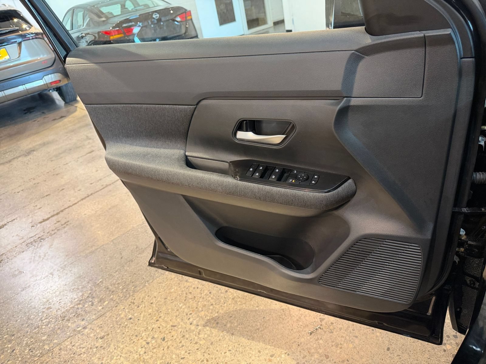Used 2026 Nissan Kicks SV w/ Cold Weather Package AWD/4WD image 18