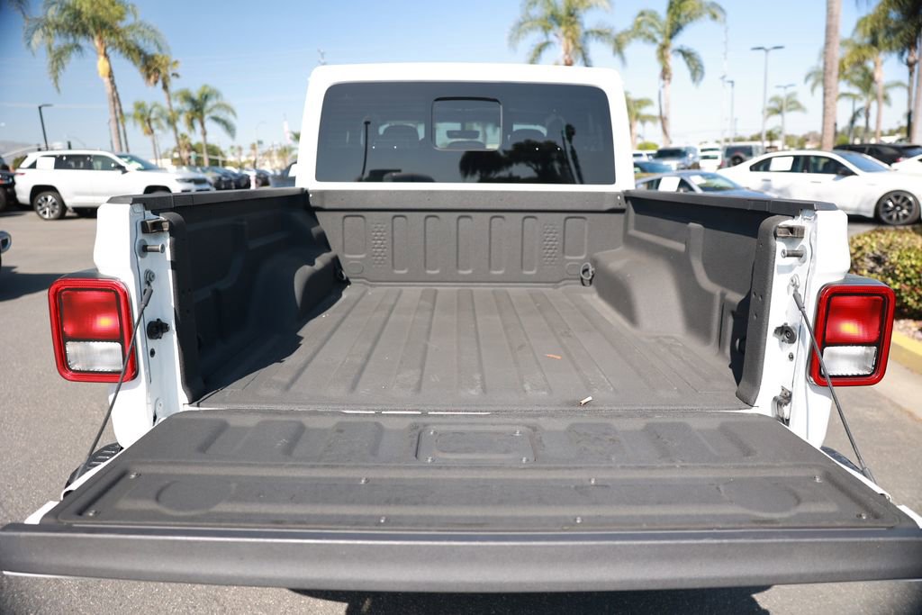 Used 2021 Jeep Gladiator Rubicon image 39