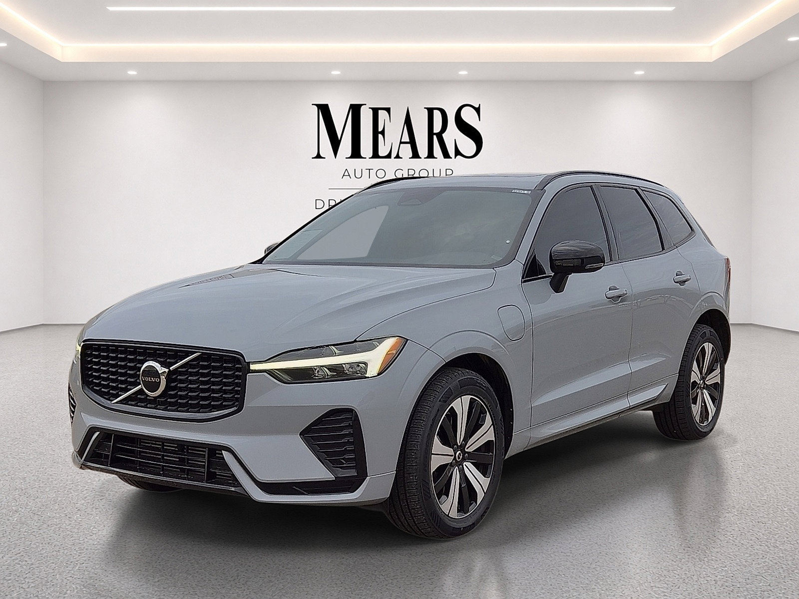 Used 2024 Volvo XC60 T8 Core