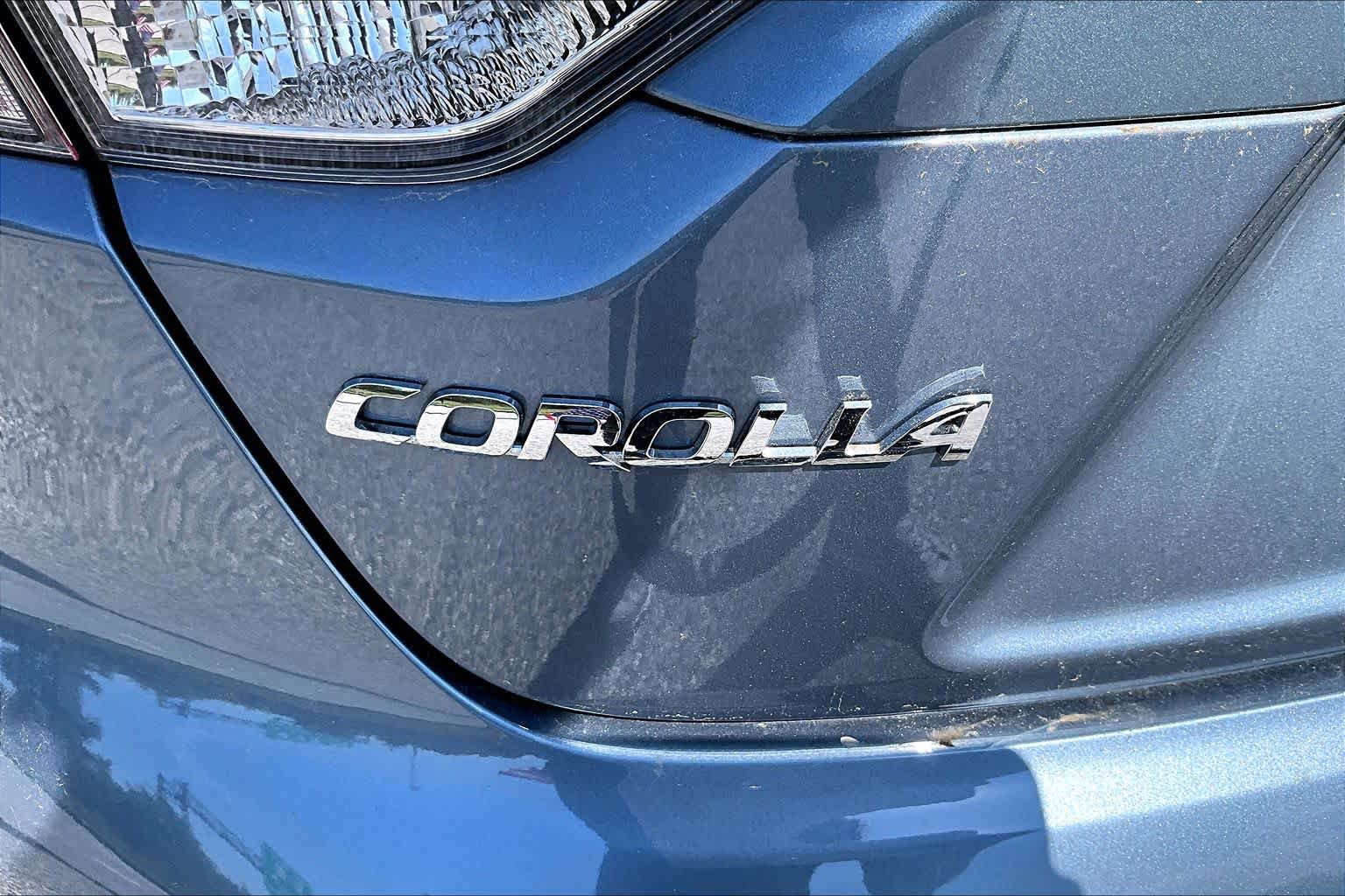 Used 2025 Toyota Corolla LE w/ LE Premium Package AWD/4WD image 30