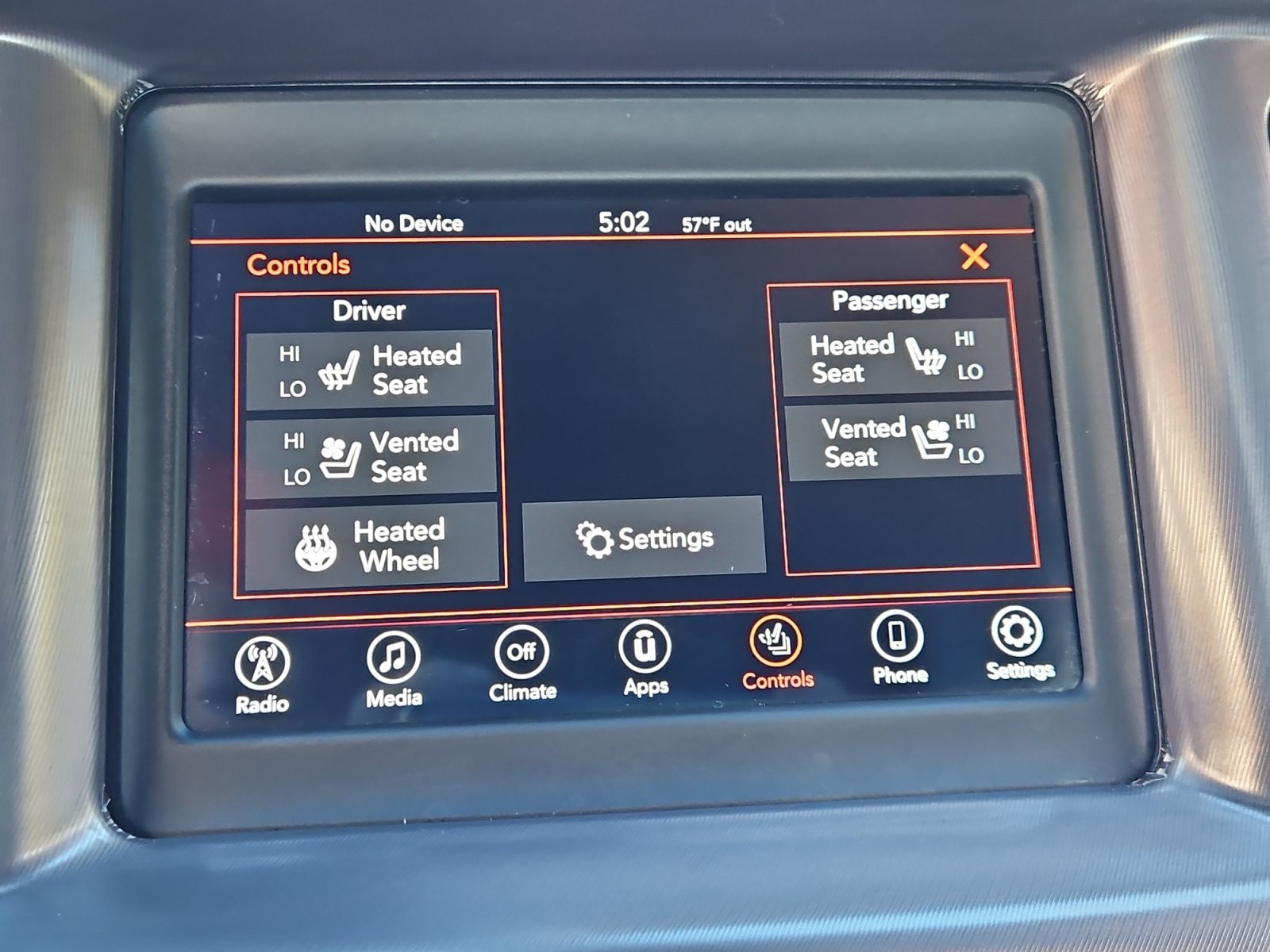 Used 2020 Dodge Charger SXT w/ Leather Interior Group RWD image 21