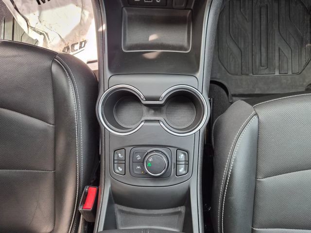 Used 2023 GMC Terrain SLT w/ LPO, Floor Liner Package FWD image 32