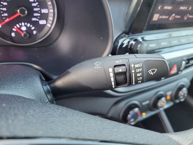 Used 2024 Kia Forte LXS FWD image 25