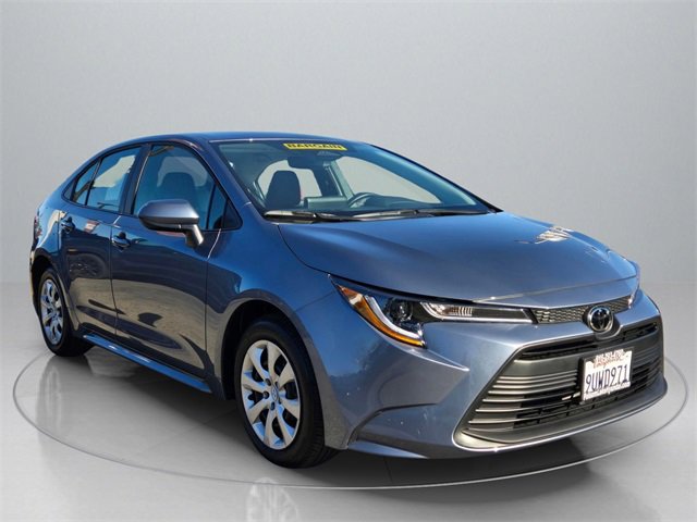 Used 2025 Toyota Corolla LE image 10
