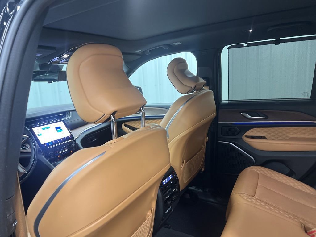 Used 2022 Jeep Grand Cherokee Summit w/ Adv Protech Group IV image 12