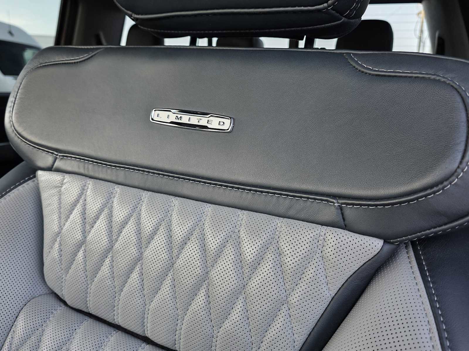 Used 2024 Ford F350 Limited w/ FX4 Off-Road Package image 18