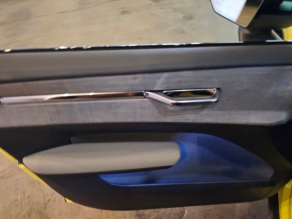 Certified 2025 Volvo EX30 Ultra image 20