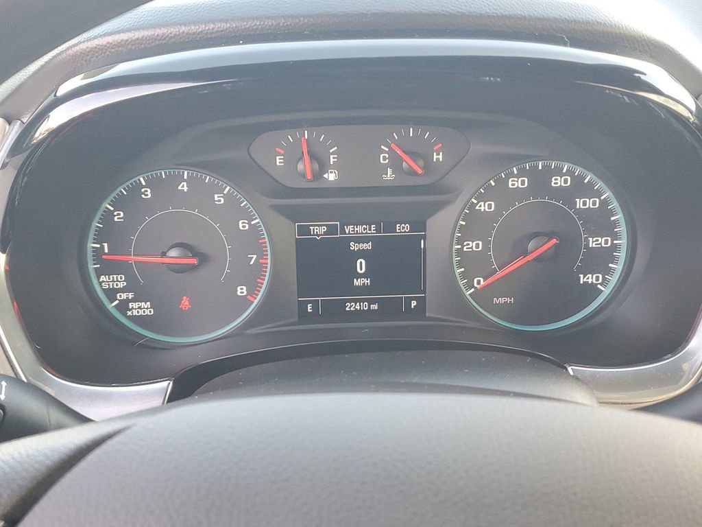 Used 2023 Chevrolet Traverse LS image 34