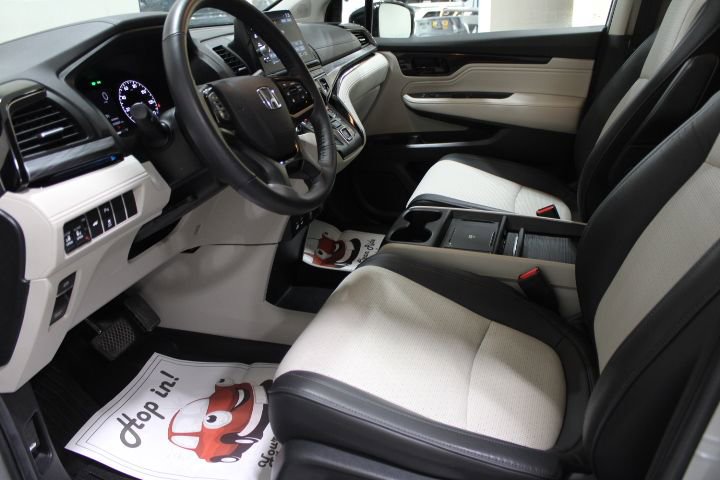 Used 2025 Honda Odyssey Elite image 21