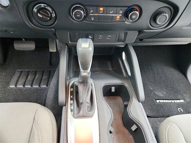 Used 2022 Nissan Frontier SV w/ Graphics Package image 25