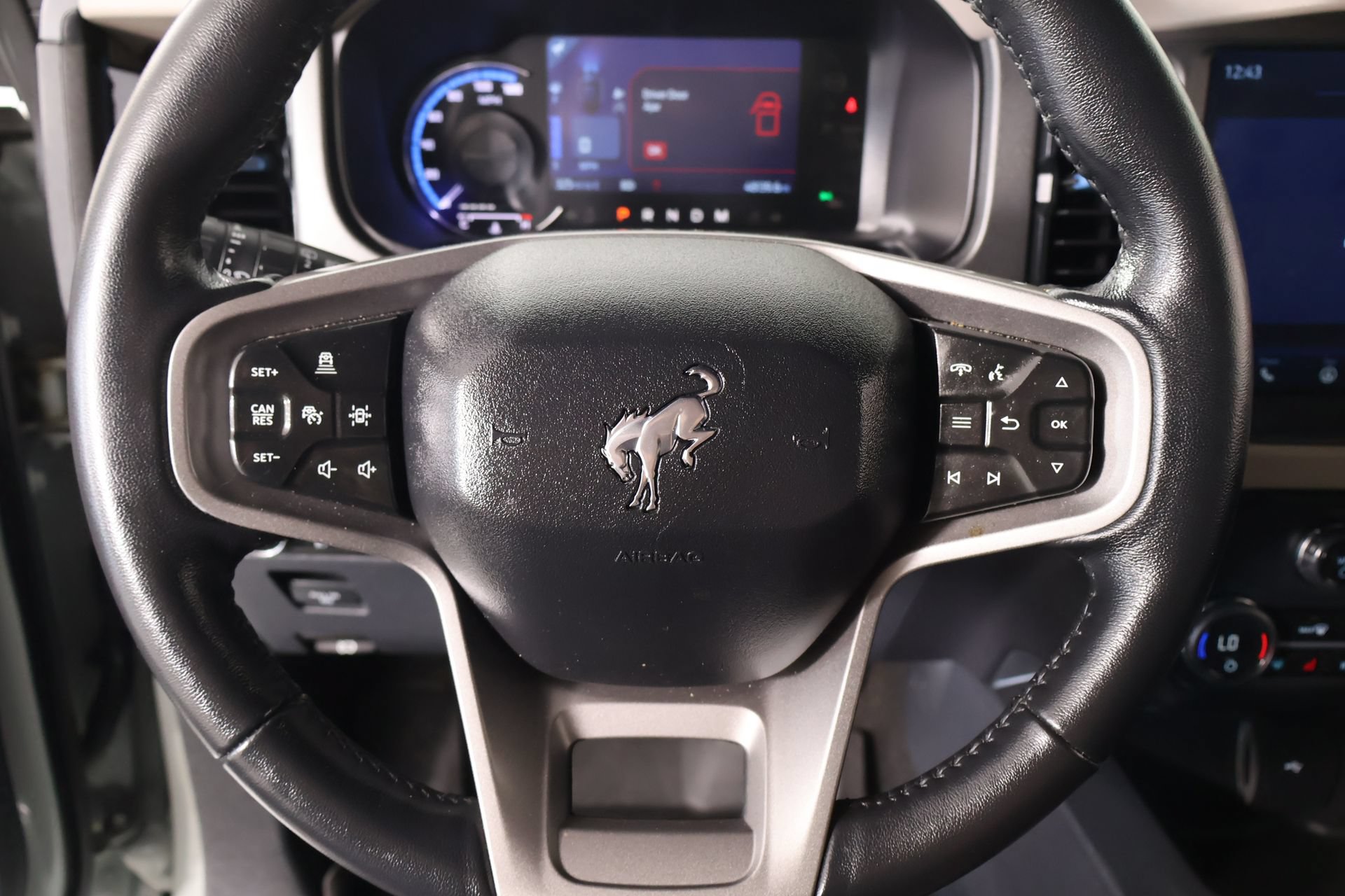Used 2024 Ford Bronco Wildtrak AWD/4WD image 3