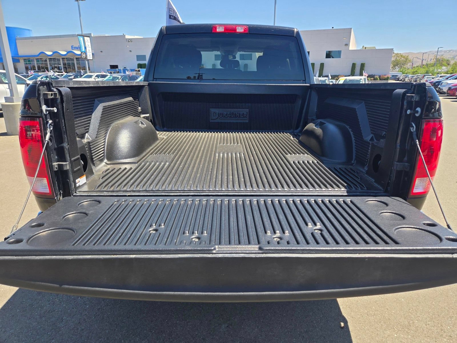 Used 2024 RAM 1500 Classic SLT AWD/4WD image 10