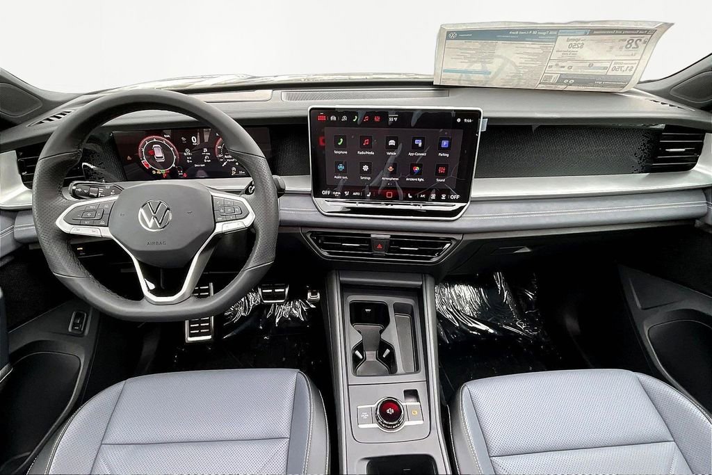 New 2026 Volkswagen Tiguan SE R-Line image 7