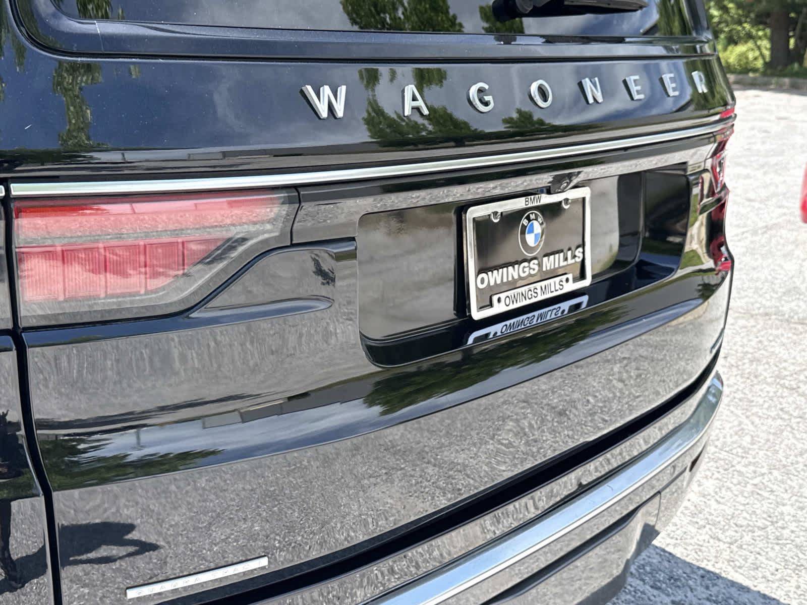 Used 2022 Jeep Wagoneer Series II AWD/4WD image 11