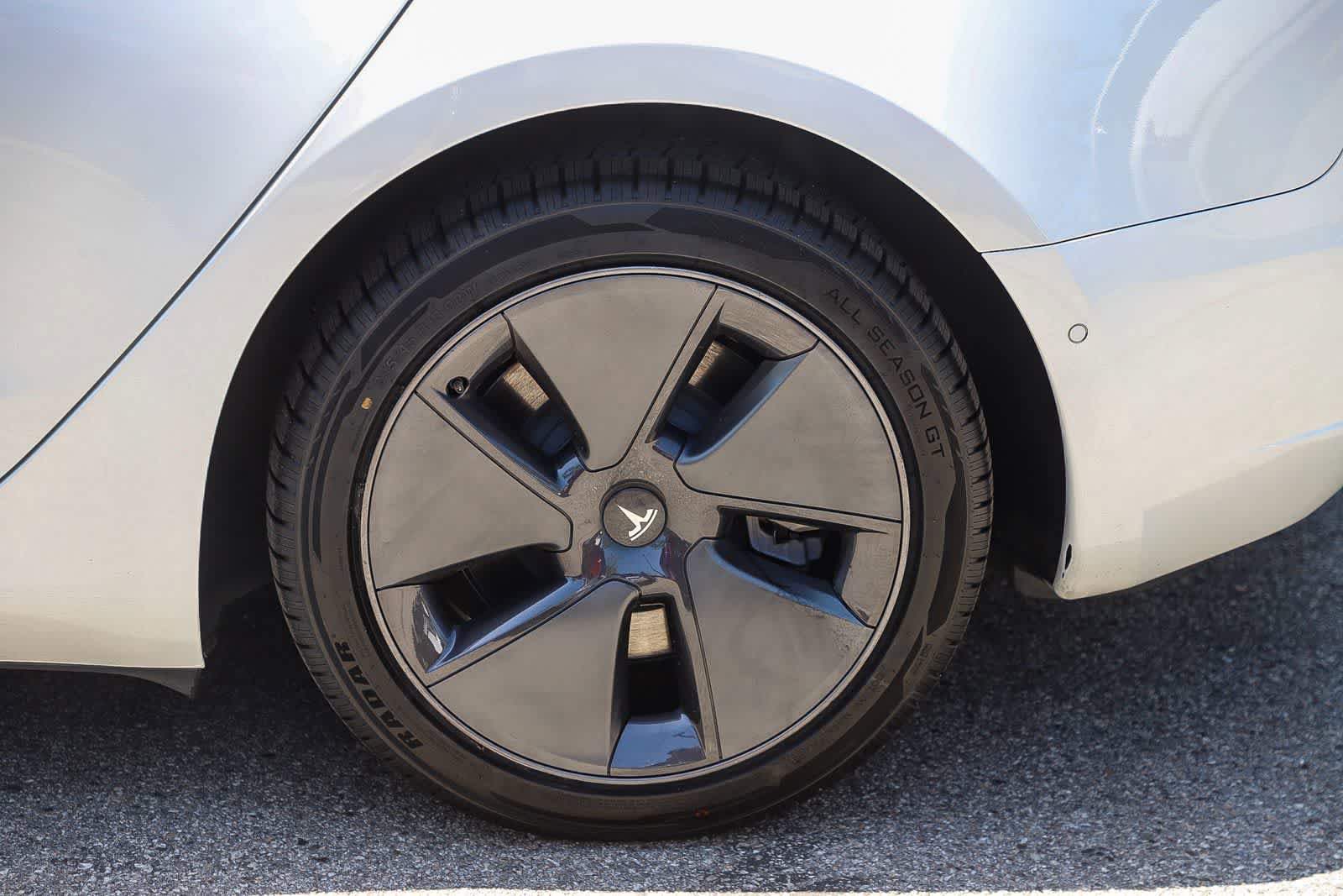 Used 2022 Tesla Model 3 Long Range AWD/4WD image 12