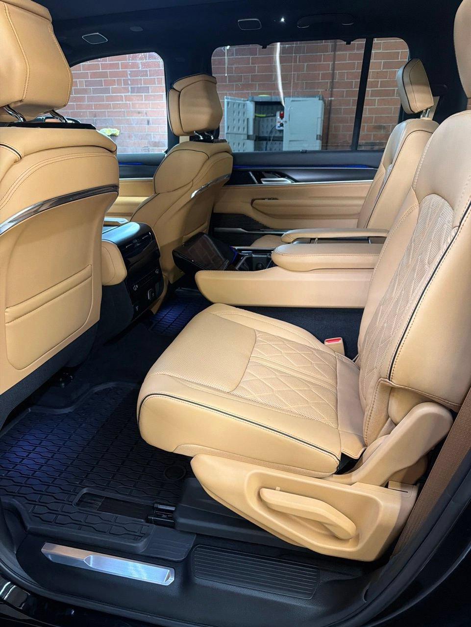 New 2026 Jeep Grand Wagoneer Summit AWD/4WD image 20