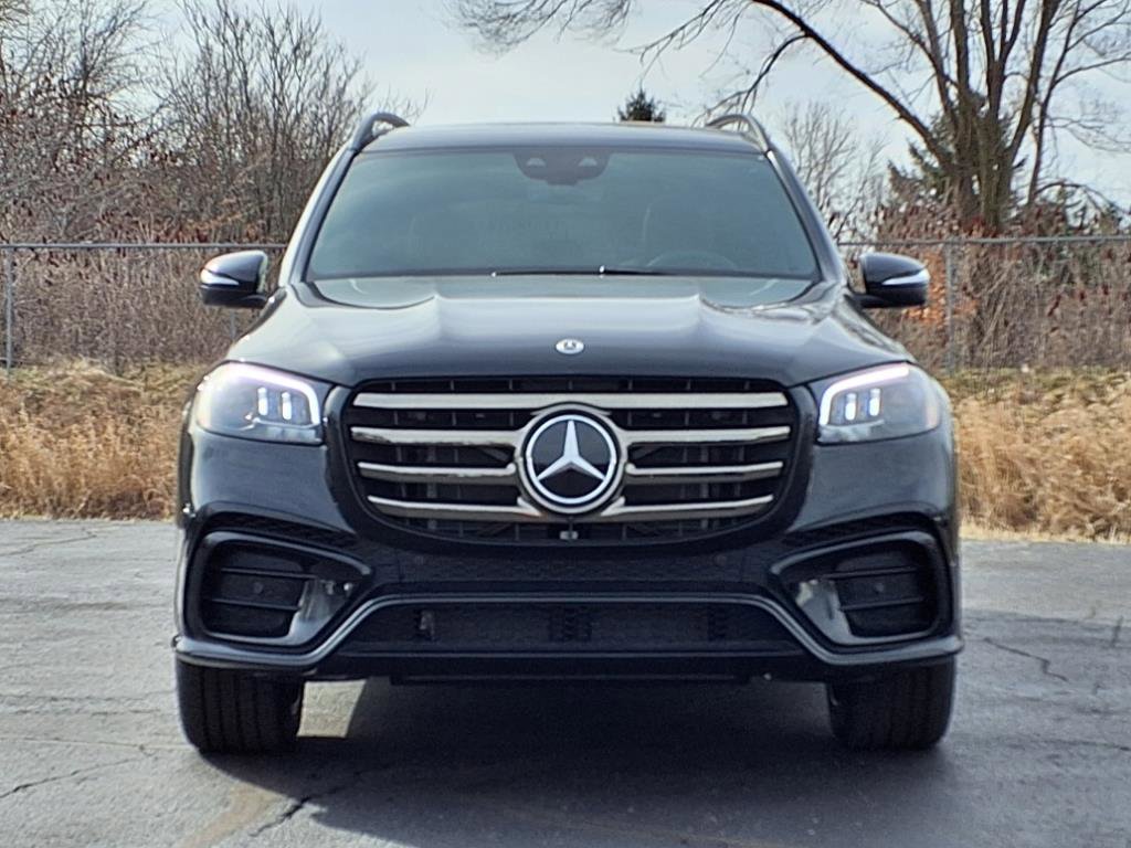 New 2025 Mercedes-Benz GLS 450 4MATIC image 2
